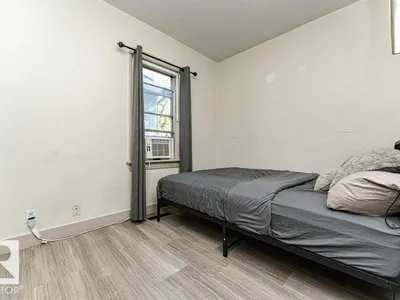 11910 94 ST NW photo 21