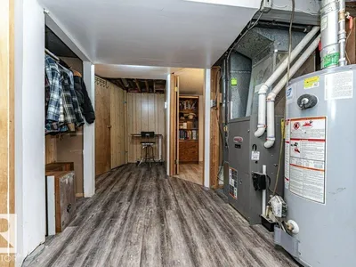 11910 94 ST NW photo 30