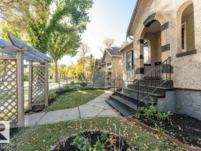 11910 94 ST NW photo 5