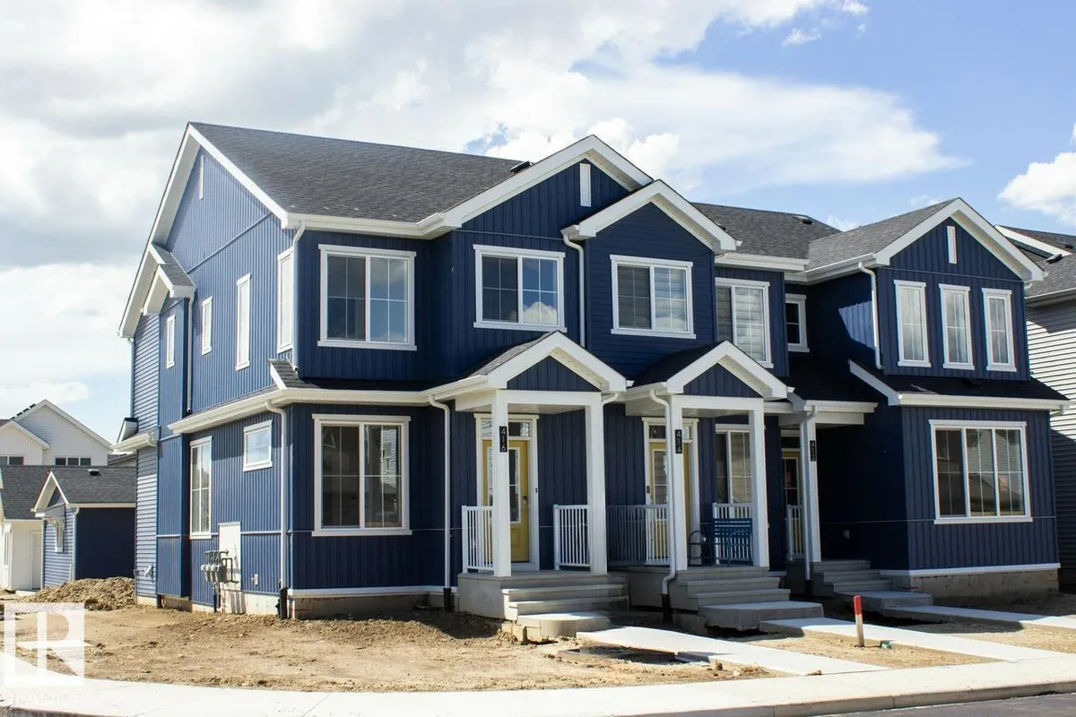416 26 ST SW exterior