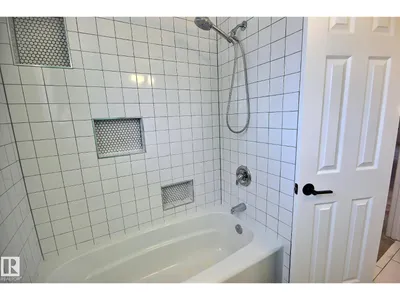 5207 46 ST photo 30