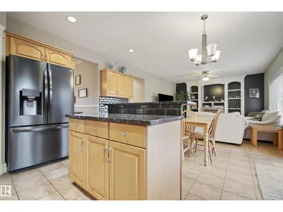 5403 60 ST photo 11
