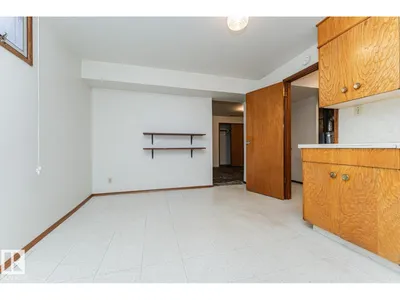 10726 70 AV NW photo 45