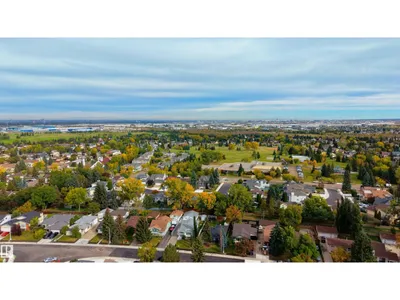 6007 37 AV NW photo 45
