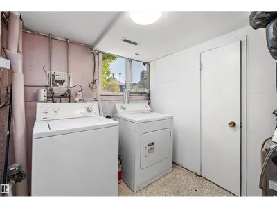 250 CALLINGWOOD TWO NW photo 33