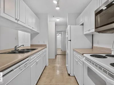 #339 17447 98A AV NW photo 14
