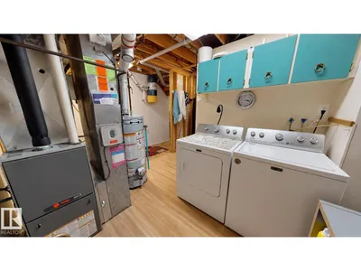 109 GALEN PL photo 24