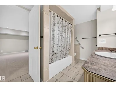 14303 50 AV NW photo 45