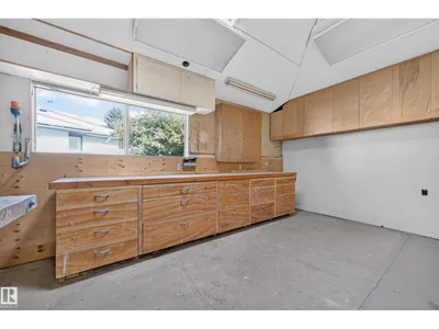 14303 50 AV NW photo 70