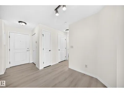 #214 245 EDWARDS DR SW photo 36
