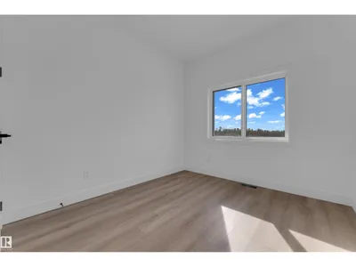 512 Robinson BV photo 27