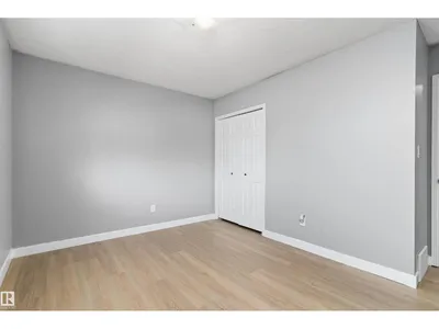 14707 33 ST NW photo 30