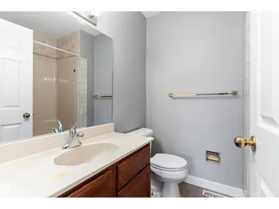 14707 33 ST NW photo 26