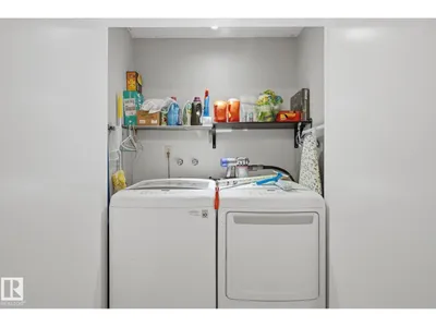 5763 189 ST NW photo 19