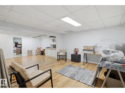 5763 189 ST NW photo 21