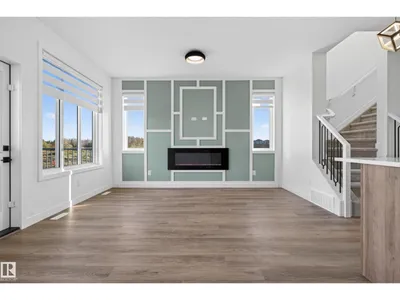 2 Parker LN photo 19