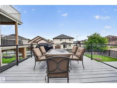 6904 18 AV SW photo 32