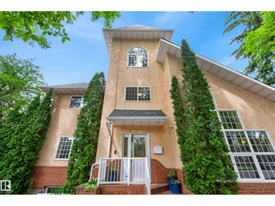 10746 University AV NW photo 47