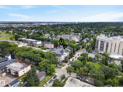 10746 University AV NW photo 56