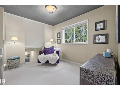 10746 University AV NW photo 23