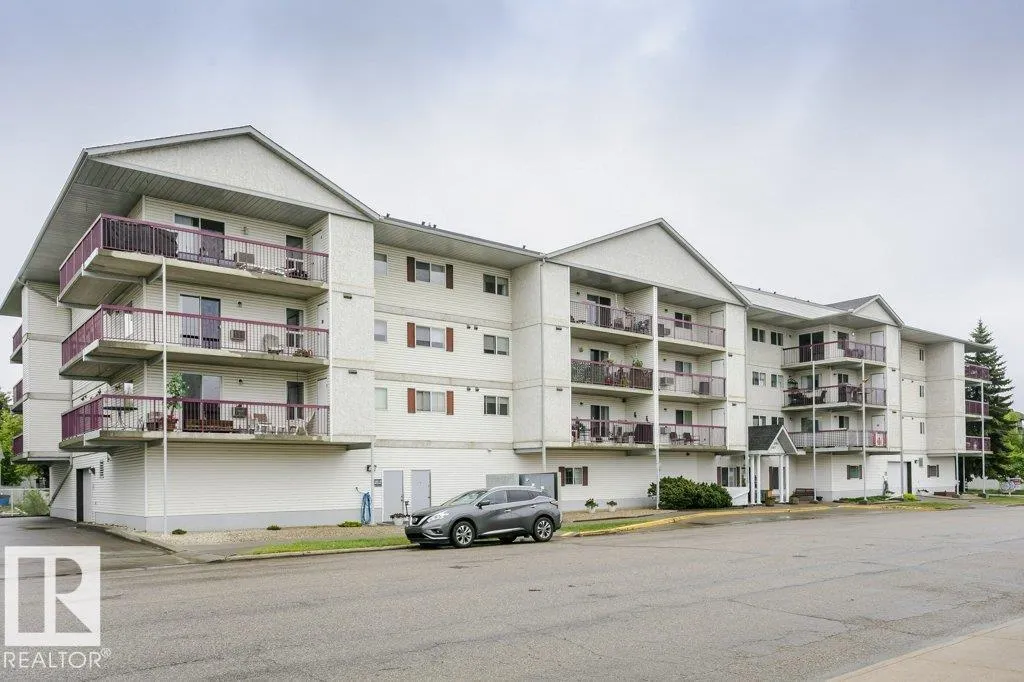 #207 4906 47 AV exterior