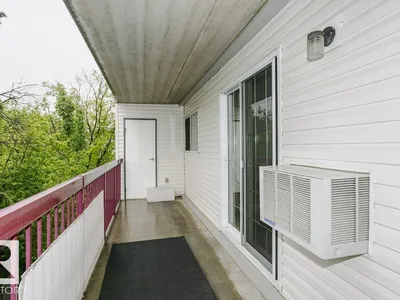 #207 4906 47 AV photo 39
