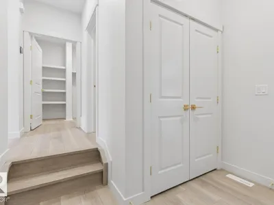 1847 188 ST NW photo 4