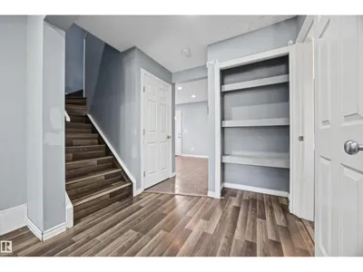 9626 106 AV NW photo 8