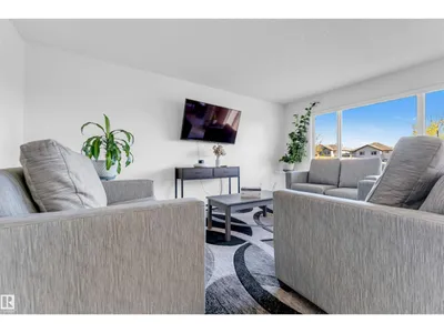 3908 166 AV NW photo 12