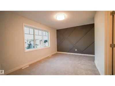 44 Dalquist Bay photo 23