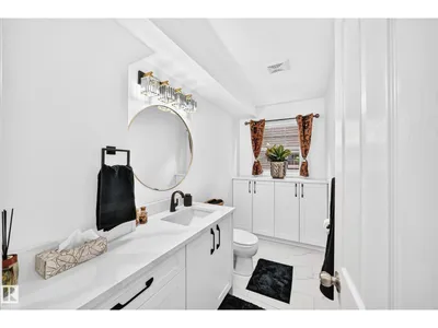 10323 138 ST NW photo 28