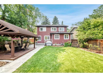 10323 138 ST NW photo 49