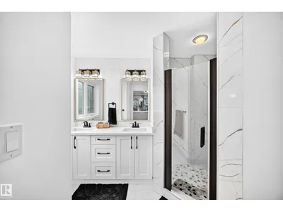 10323 138 ST NW photo 34