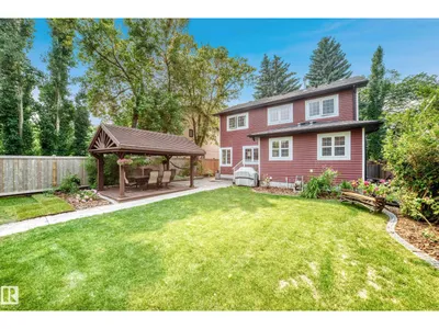 10323 138 ST NW photo 47