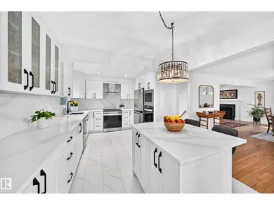 10323 138 ST NW photo 12