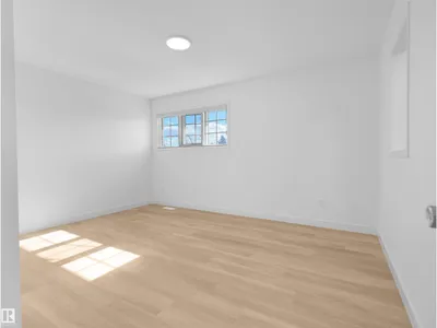 2908 44A AV NW photo 29