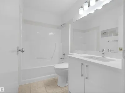 2908 44A AV NW photo 32