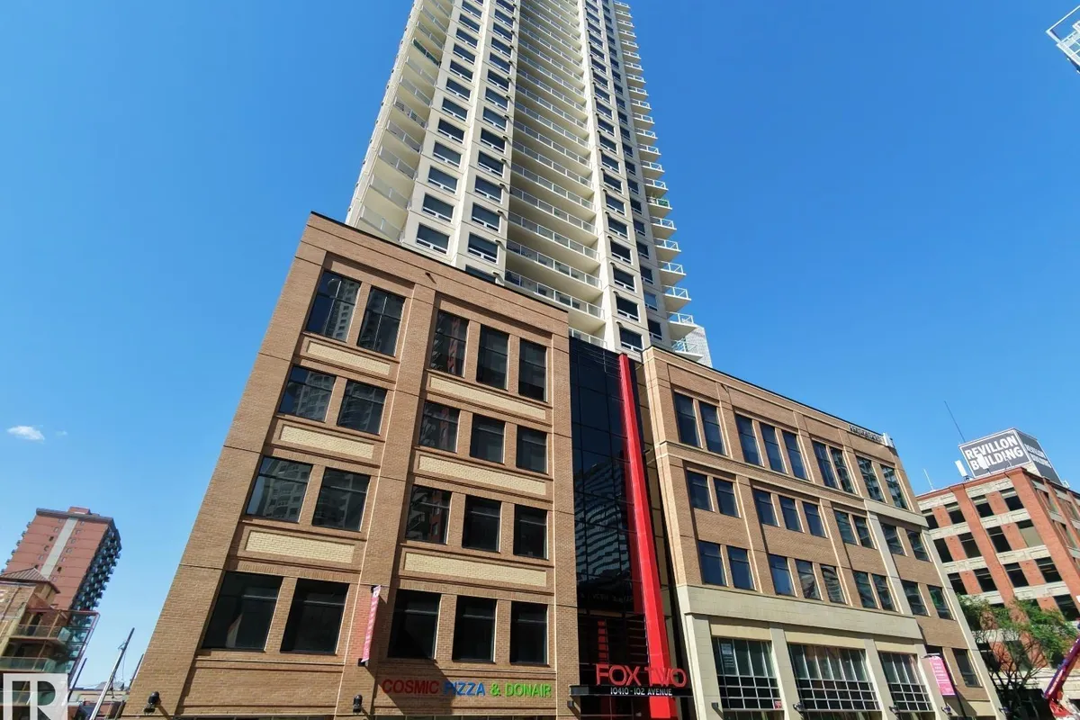 #1105 10410 102 AV NW exterior
