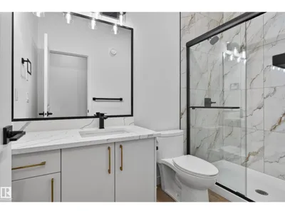 4 parker LN photo 9