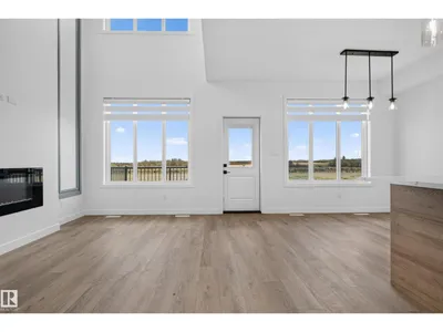 4 parker LN photo 24