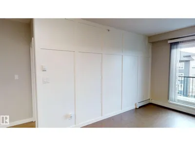 #404 5510 Schonsee DR NW photo 4