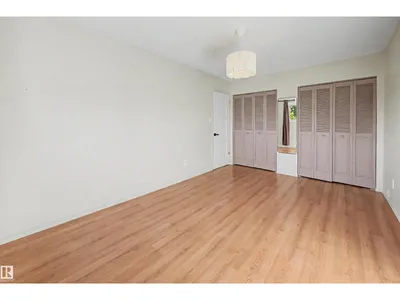 3211 71 ST NW photo 18