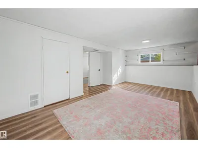 3211 71 ST NW photo 27