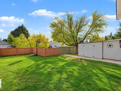 3211 71 ST NW photo 36
