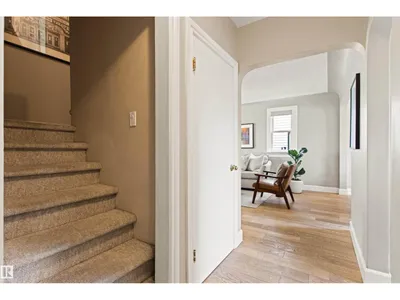 10741 70 AV NW photo 36