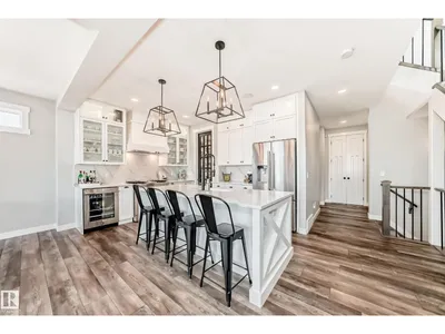 22380 93 AV NW photo 10