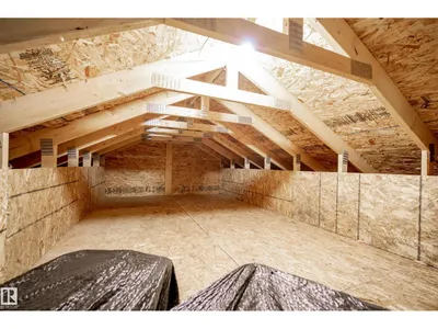 22359 93 AV NW photo 28
