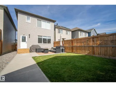 22359 93 AV NW photo 30