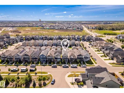 22359 93 AV NW photo 34