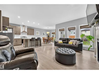 20503 99 AV NW photo 15
